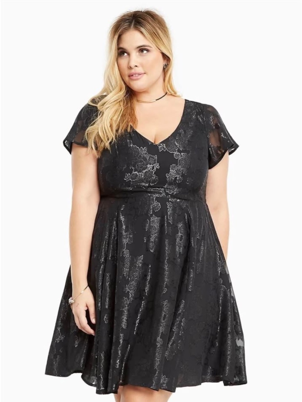 NEW TORRID 10736994 Black Lurex Floral Print Chiffon Skater Dress 26